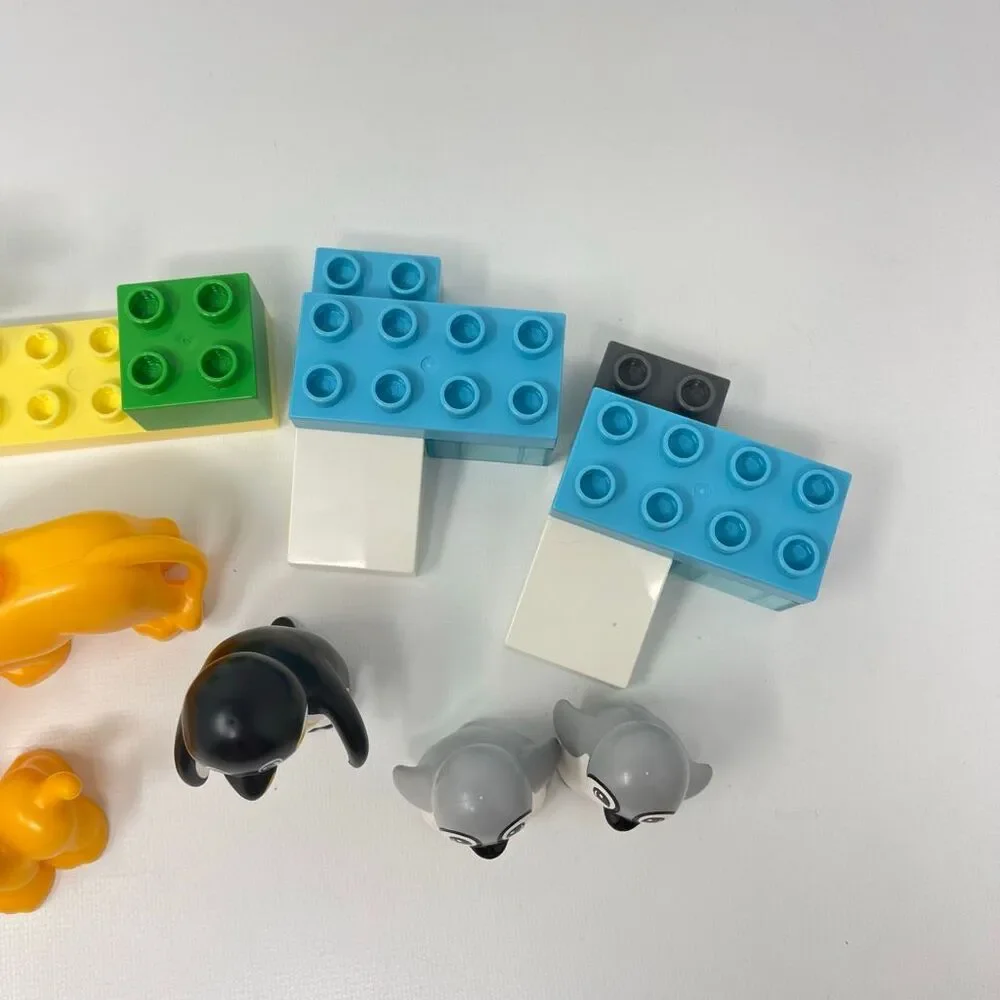 Lego Duplo Animal Families Penguins & Lions 10442 2 Sets Preowned Building Block